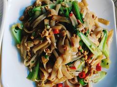 豪华炒粉-零零後碳烤大排档(曙光星城旗舰店)