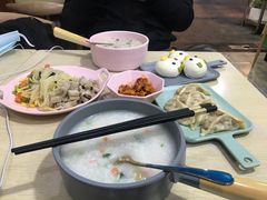 猪猪包-粥传(太古里店)