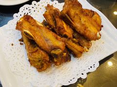 椒盐排骨-红星光发煲仔饭(文海店)