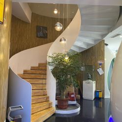 -比华利美容医院