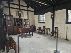 -上海市龙华烈士陵园