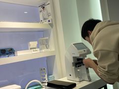 -浮光眼镜·蔡司视觉合作·数字验配中心(陆家嘴店)