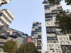 -资和信百货商场