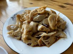 -美顺香食府鱼头老店(雪野湖店)