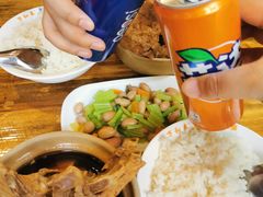 -万和春排骨砂锅米饭(湖北路店)