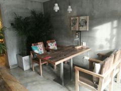 -HIGH FIVE哈福手工汉堡(桂林路店)