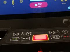 -乐刻运动健身(同曦假日百货店)