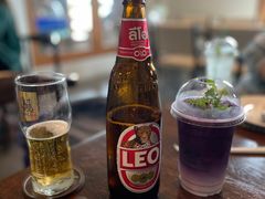 -Chom Cafe and Restaurant