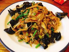 -闯关东东北农家菜(崂山石老人店)