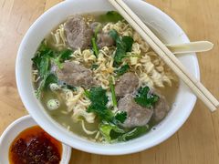 牛肉饼汤蟹皇面-汕尾菜粿(向西老店)