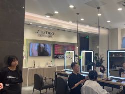 -Mentor Hair Salon