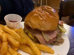 -瑞食酒馆 La Taverne Suisse