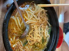 -三品阁过桥米线(万达店)