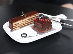 -UNI UNI(环亚凯瑟琳店)