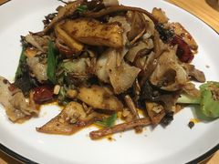 椒香炒牛肚牛舌-十三式重庆江湖菜(金茂览秀城店)