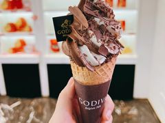 双色蛋筒-GODIVA(五角场万达广场店)