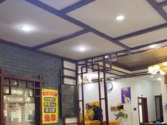 -湖南人家湘菜馆(镇江路店)