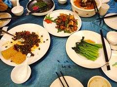 -西安绿地假日酒店·丽宝轩中餐厅