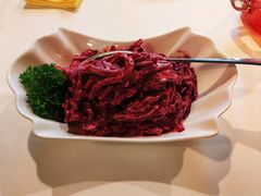 红菜头沙拉-老井俄式餐厅