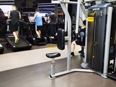 -超鹿运动(五四路恒力城店)