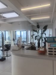 -Hello Lady发型设计