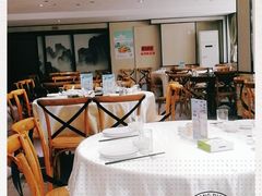 大堂-好兄弟郭巨海鲜(天一阁店)