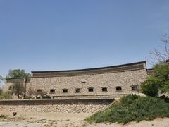 -源石酒庄