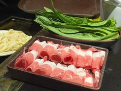 -宽板凳老灶火锅(台湾街店)
