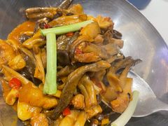 -云庭汇·粤菜海鲜(东盟盛天地店)