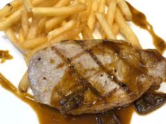 -La Mer Restaurant & Lounge