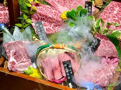 -山川小町·极番烧肉(新地假日广场店)