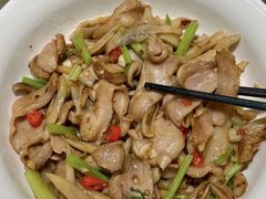 -绿草地·湘菜(7mall店)