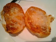 奶油猪仔包-翠华餐厅(山顶道店)