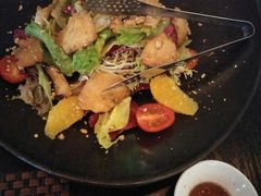 秘制鸡肉色拉-TAMATI(巴黎贝甜韩式西餐厅店)