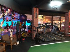 -GYMPLUS私教健身会馆(大悦城店)