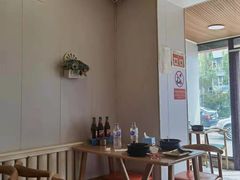 大堂-曹宝林砂锅麻辣烫(星光路店)