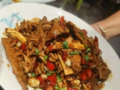 -黄泥岗·地道湖北菜(奥特莱斯店)