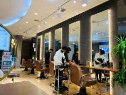 -意廊 Hair Salon