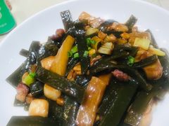 鱼唇烧海带-将相和·海鲜蒸饺大连菜