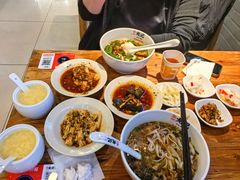 -湘人龙记老长沙米粉(鸟巢店)