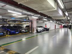 场地-环球港-停车场