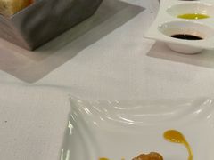 -龙虾酒吧扒房(宁波香格里拉店)