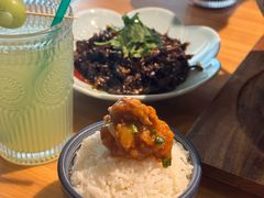 -山茶云南菜(永安里店)