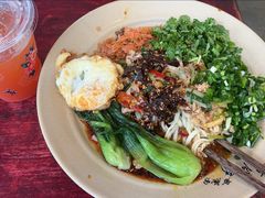 -方铲铲·成都板凳面(滨江银泰店)
