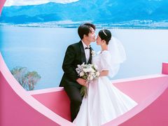 -爱我旅拍婚纱摄影(大理店)