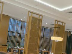 -鱼鲜饭香·招牌汽锅剁椒鱼头王