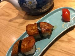 鹅肝手握寿司-隐泉京望日式料理(太和广场店)