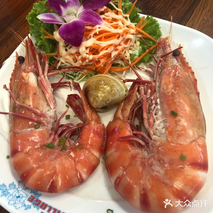 加工要有加工费的～也可以砍价～就是环境有点乱