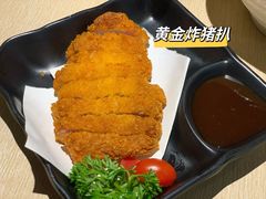 -万岁料理回转寿司(华贸店)