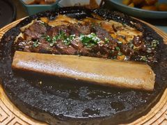 -蜜桃餐厅·伴山(湖滨商业街店)